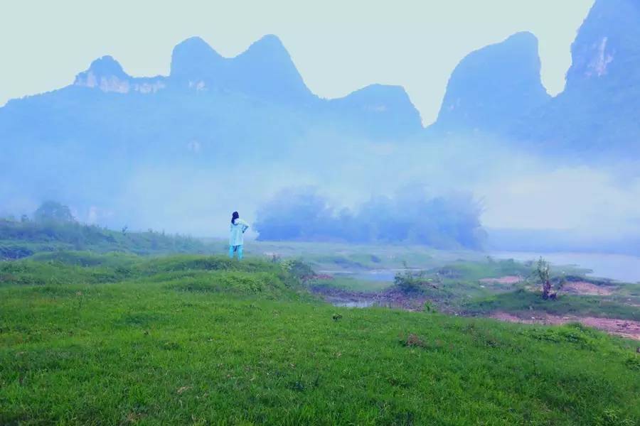 元宝山下，山水云间，悠悠闲云时光，恰好那时我也在