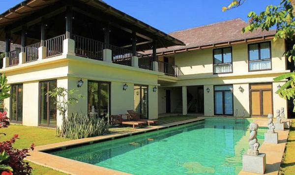 如何能选择性价比最高的亚龙湾酒店