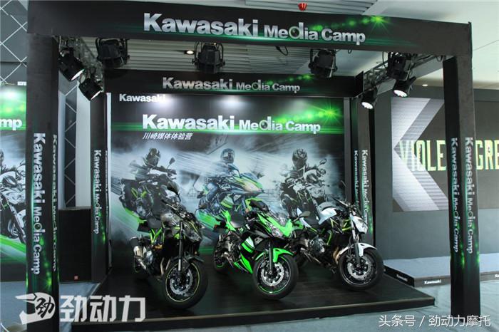 川崎z9002017款感受,川崎z900se和z900re区别