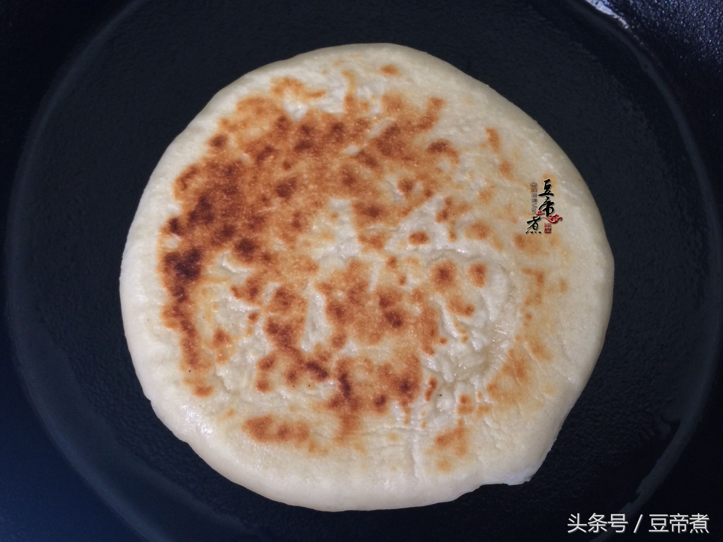 家常白吉馍怎么做才好吃,家庭版白吉馍做法不用油