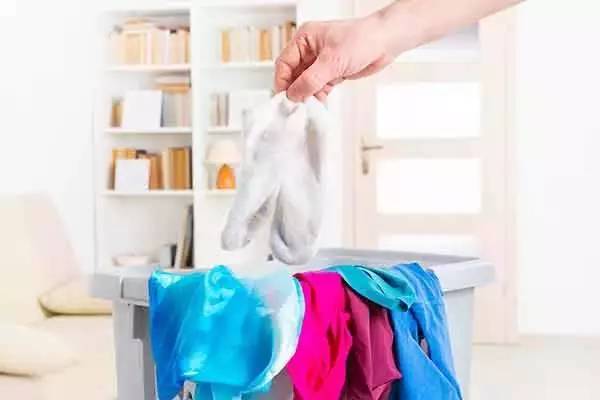 医生脚臭一招根除,学生去脚臭最快的方法