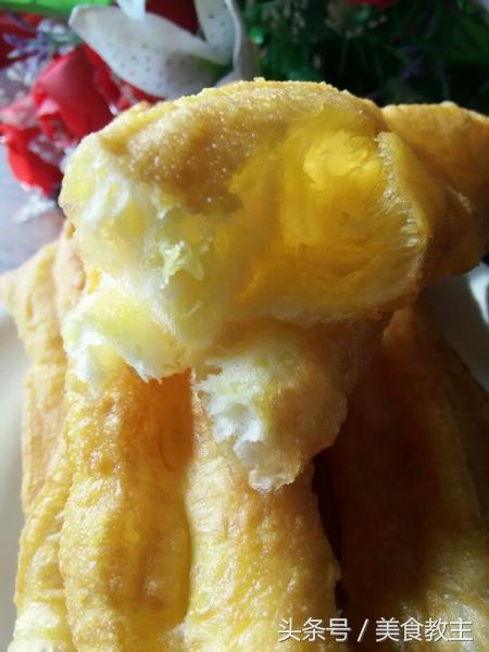 油酥和面炸油条,炸脆皮油条凉水和面