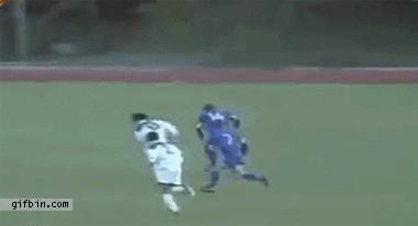 足球十大搞笑进球动图,足球搞笑庆祝动作gif