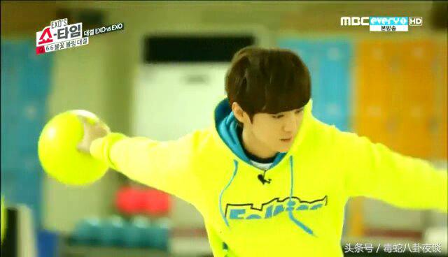 鹿晗仍然单身，给德智体美劳样样MAX的鹿晗征婚，你们要吗？