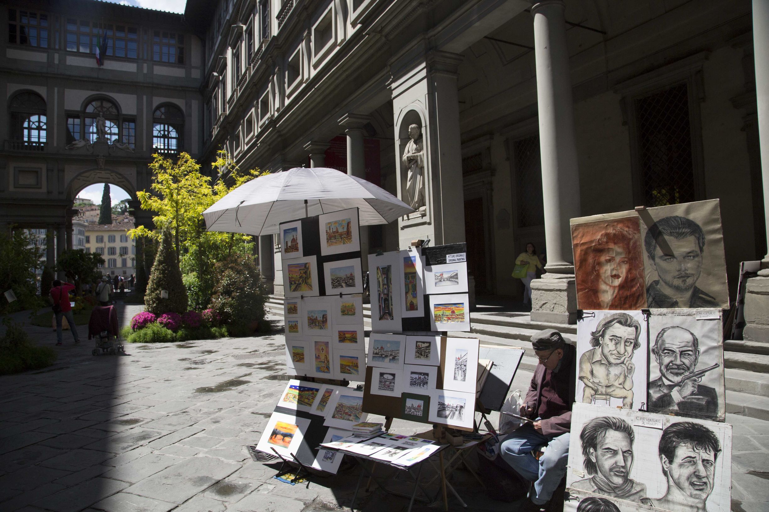 在这每天约起“小苹果”，估计你得先交论文“广场舞与广场文化”