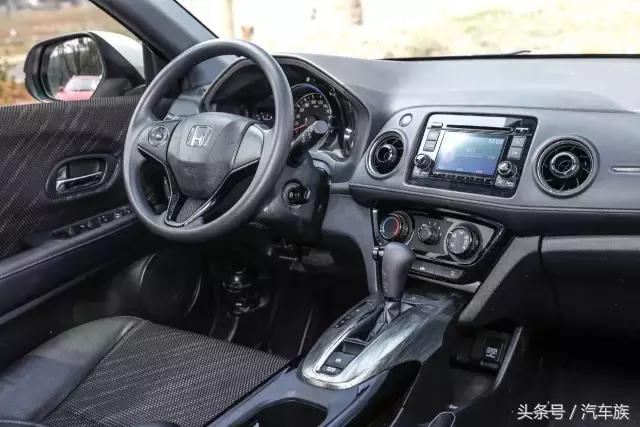 名爵zs和哈弗h2s哪个更值得,以一敌二不落下风