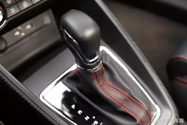 名爵zs和哈弗h2s哪个更值得,以一敌二不落下风