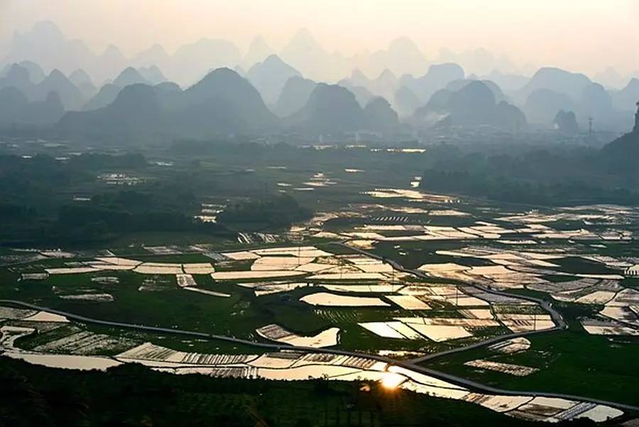 元宝山下，山水云间，悠悠闲云时光，恰好那时我也在