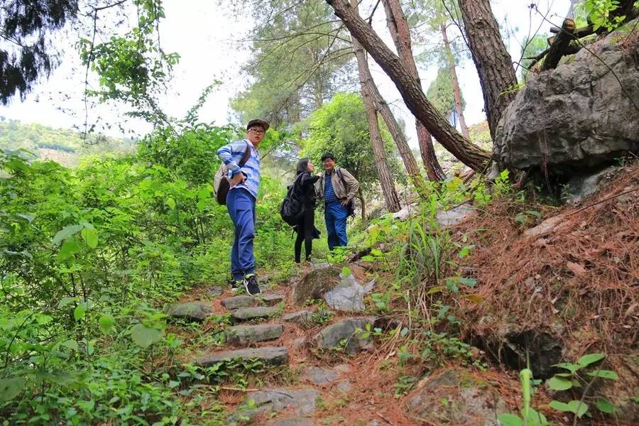 元宝山下，山水云间，悠悠闲云时光，恰好那时我也在