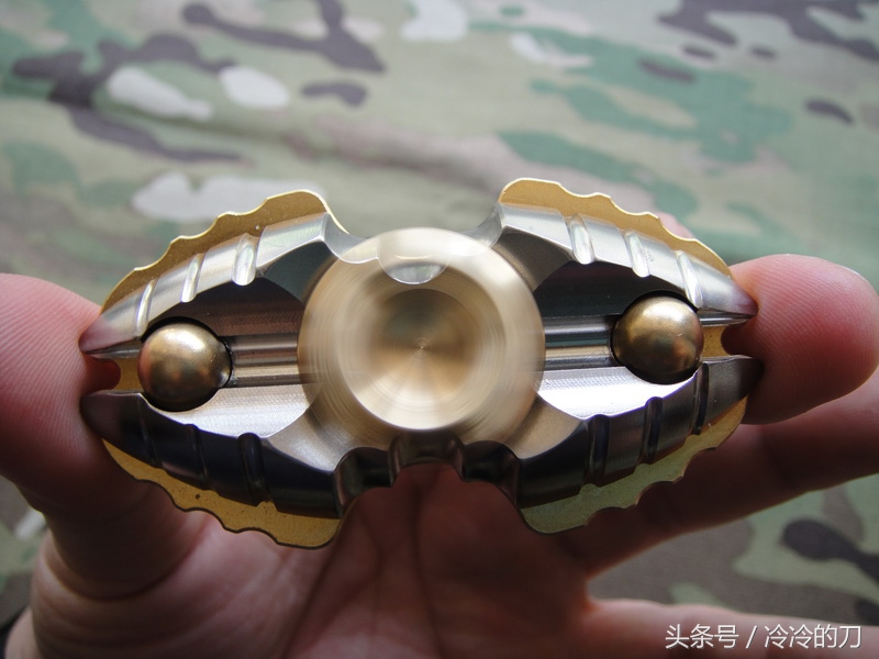 指尖陀螺蚕蛹,颜值即正义作品