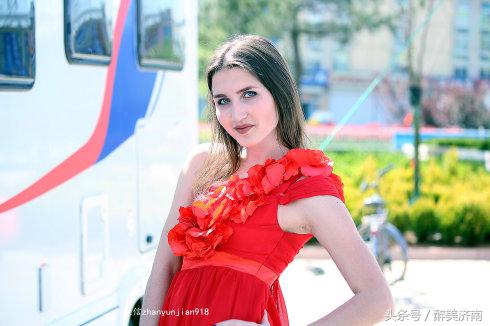 实拍：被俄罗斯美女帅哥酷爱的中国房车是什么样子