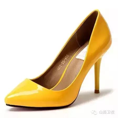 高跟鞋这样穿绝对不会累,高跟鞋要怎么穿才不会有声音