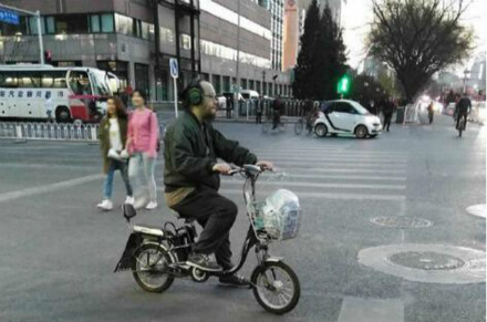 窦唯歌词大合集,神一般的存在窦唯