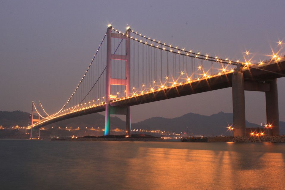 全球最长的梁式跨海石桥,全球最长的港珠澳跨海大桥