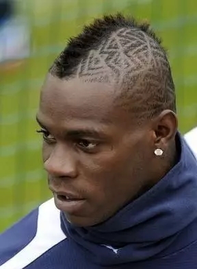 最新足球球星发型,足球界那些帅到爆的发型