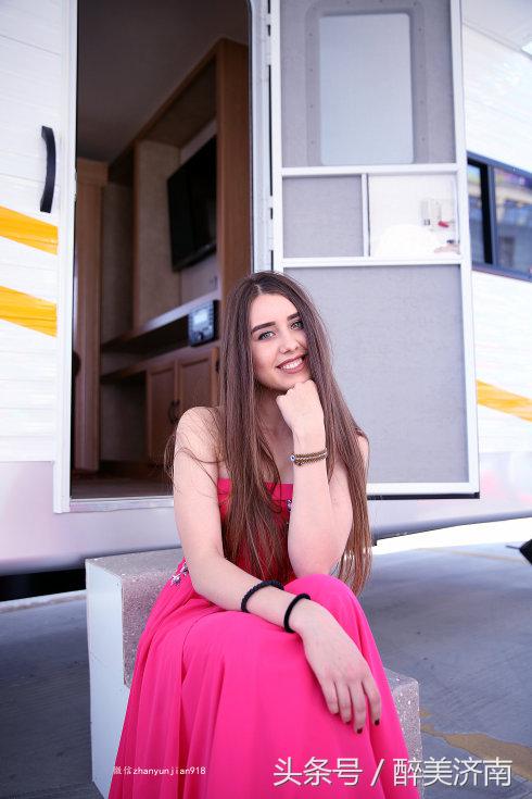 实拍：被俄罗斯美女帅哥酷爱的中国房车是什么样子