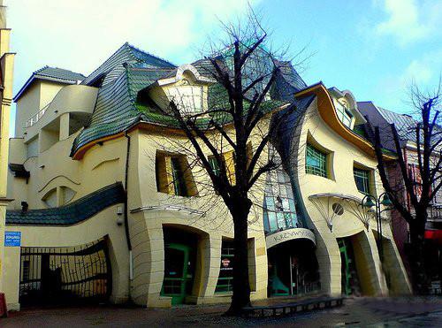 爱我，就把月亮摘下来给我，这些奇特的建筑，真的很美！