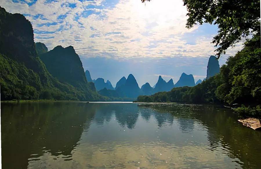 元宝山下，山水云间，悠悠闲云时光，恰好那时我也在