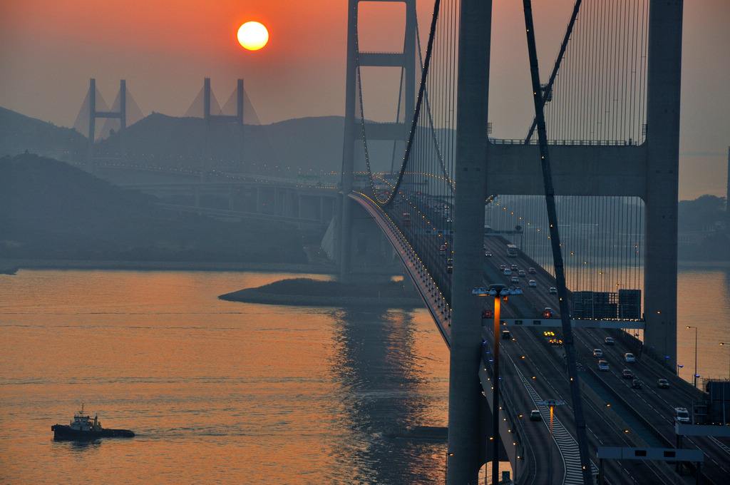 全球最长的梁式跨海石桥,全球最长的港珠澳跨海大桥