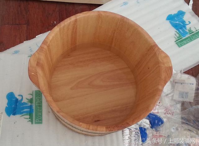 自己贴自粘墙纸怎么避免贴歪,墙纸贴偏怎么补救