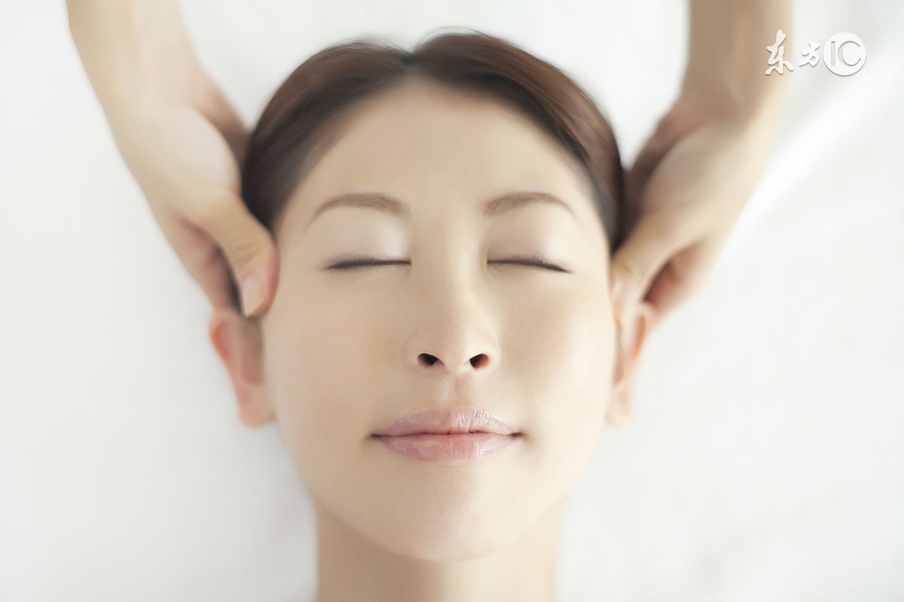 金牌月嫂给宝宝锻炼的视频,助产士教你分娩时应该怎么做