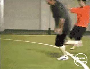 足球过人教学100个动作,足球85种过人技巧