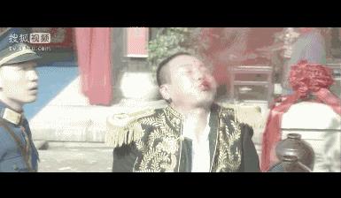 这个星二代好不容易演个男主角，却在第二集就死了，后面该怎么演