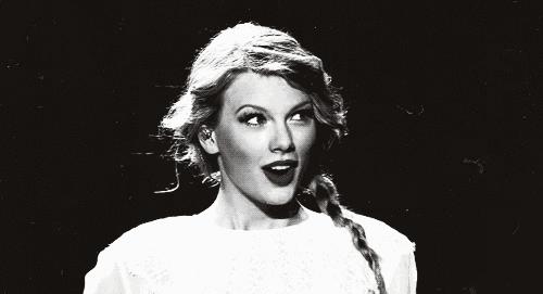 漆皮是不是很硬的,漆皮是人造革吗