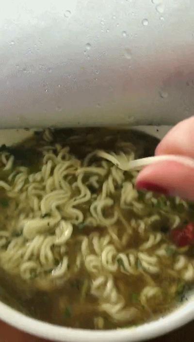 听说你们四川人有种毒，服下会有种不可描述的肉麻