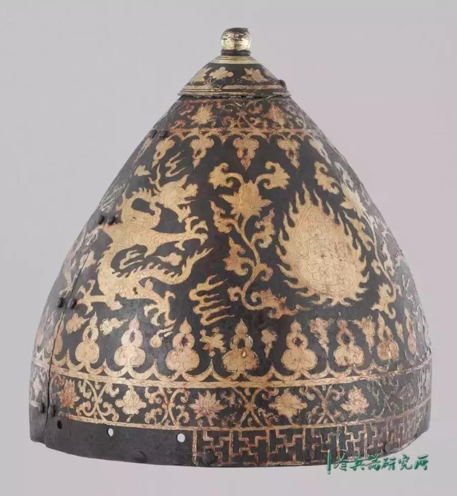 *藏西**宗教活动最特殊的祭品：传统盔甲、马铠和*器武**