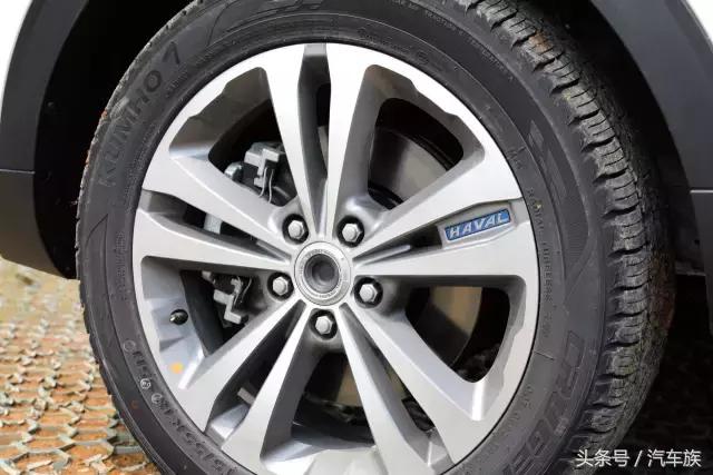 名爵zs和哈弗h2s哪个更值得,以一敌二不落下风