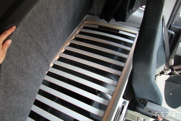 世界上最大的大件牵引运输车,德国曼tgx大件牵引车