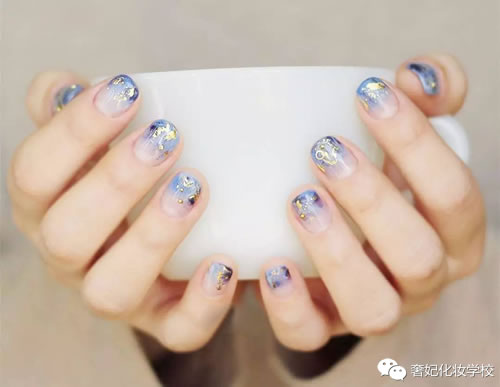高级质感莫兰迪磨砂美甲,高级质感美甲ins风带钻