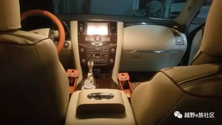 尼桑途乐Y61外观改装案例,途乐y62改装液晶仪表