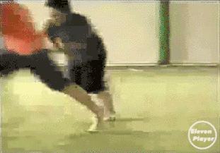 足球30招经典过人技巧,足球教学视频过人技巧外国