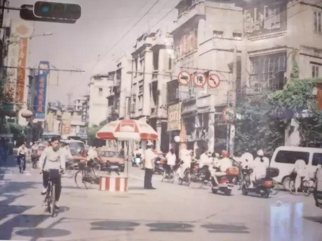 广州的一座荒废的商场,广州消失的城中城