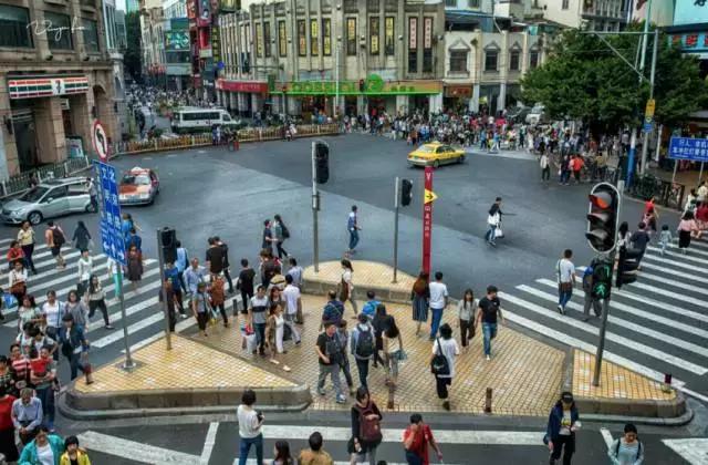 广州的一座荒废的商场,广州消失的城中城