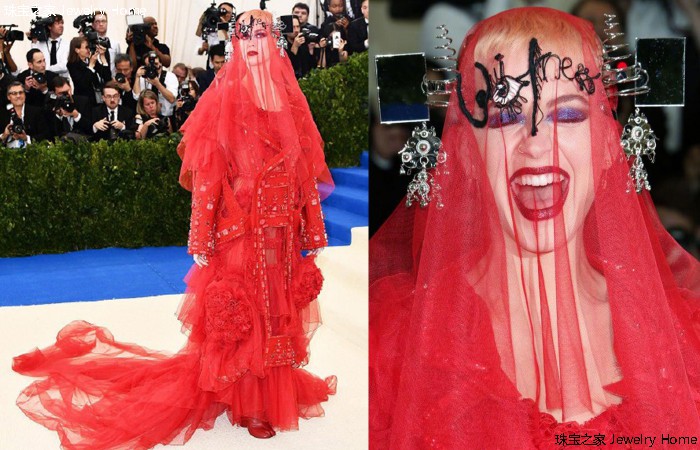 一分钟告诉你配上珠宝的MetGala根本不是什么群魔乱舞
