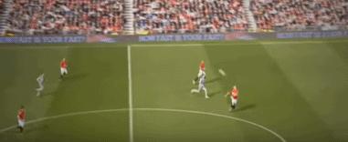 足球搞笑GIF：托雷斯专场，来看看托妞是如何的丧心病狂