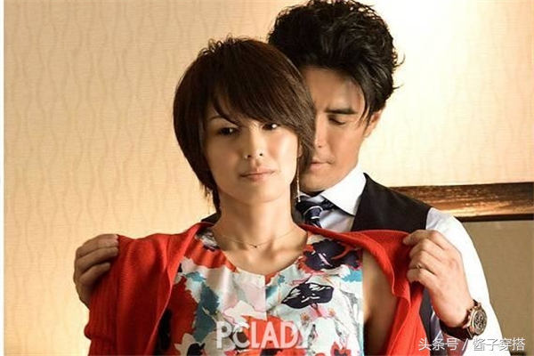 叶子化为饰品，时尚搭配的谨慎机