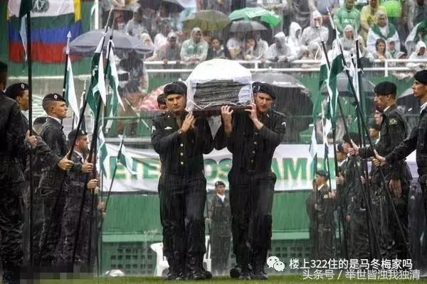 沙佩科恩斯空难为什么还能存活,那些在空难中幸存下来的人
