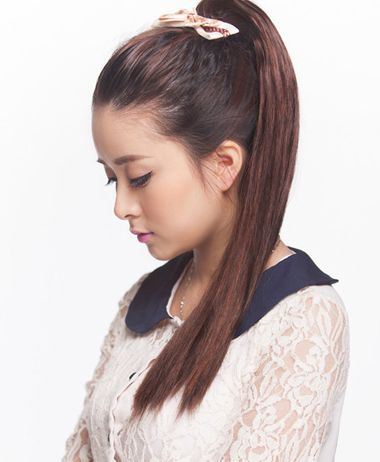 扎马尾前面的碎发怎么弄,扎高马尾额前碎发怎么处理