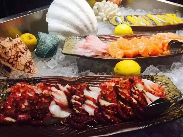 南粤动态｜东莞的亲们，周末陪母亲去樟木头三正半山酒店过节吧！