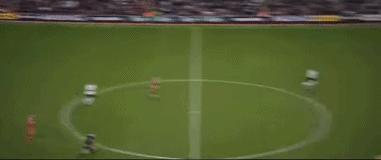 足球搞笑GIF：托雷斯专场，来看看托妞是如何的丧心病狂