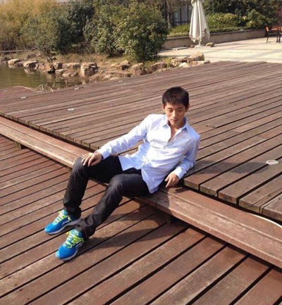 张继科跨界歌王黑外套,张继科迷惑穿搭