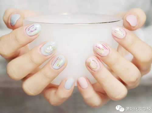 高级质感莫兰迪磨砂美甲,高级质感美甲ins风带钻