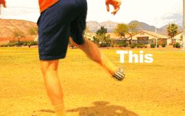 足球高空球如何摆脱贴身防守,足球实战为什么停不了高空球