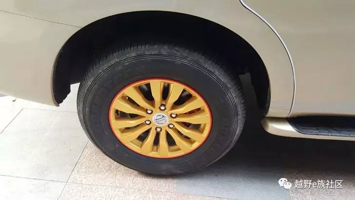 尼桑途乐Y61外观改装案例,途乐y62改装液晶仪表