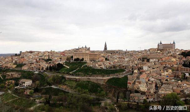 此国虽小，却想瓜分世界，曾殖民53个国家数百年，与中国渊源深