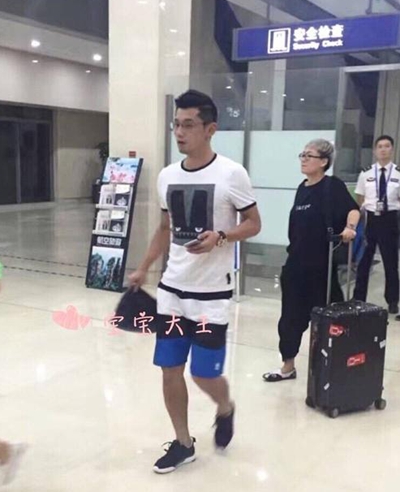 张继科跨界歌王黑外套,张继科迷惑穿搭